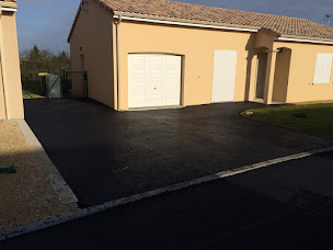 Photo n°1 de SIRE TP à Vivonne (Société de travaux publics)