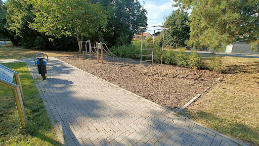 Bewegungsparcours Partnerschaftsweg (Outdoor-Fitness) - Thumbnail