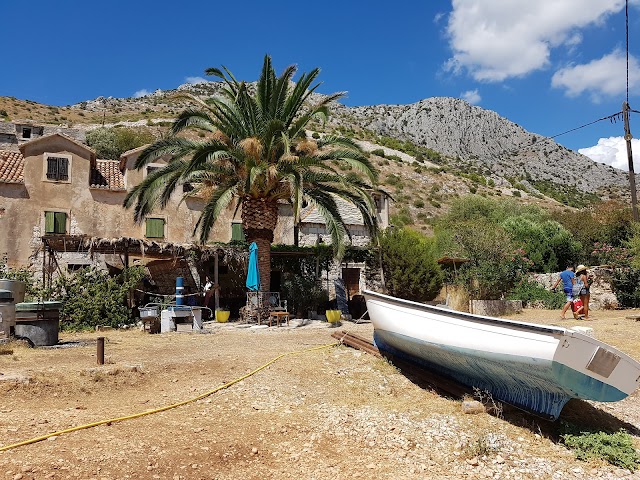 Dubovica Beach Bar