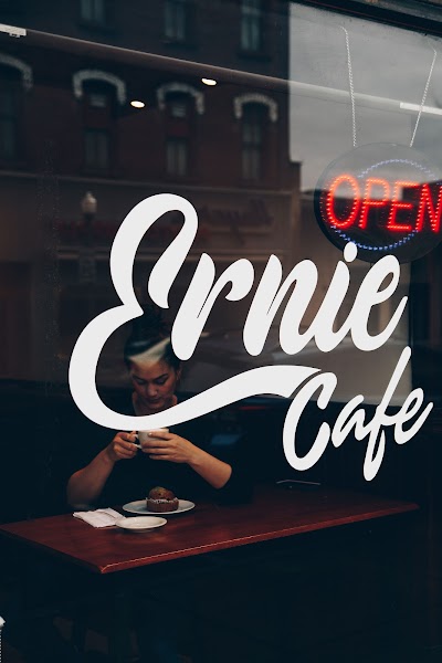 Ernie Cafe