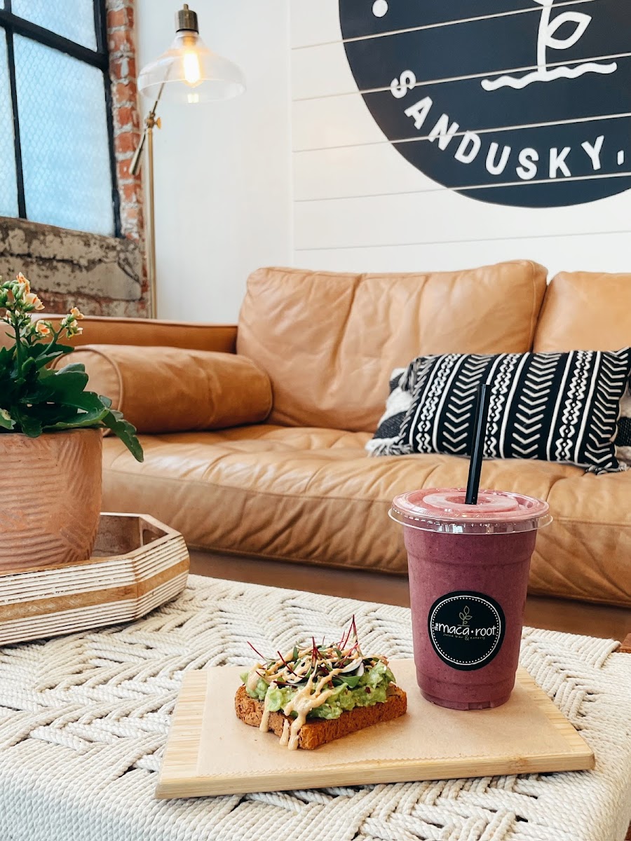 The Maca Root Juice Bar & Eatery — photo 3