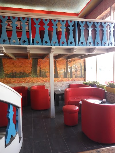 Photos of Qosja BAR