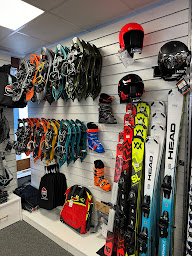 Photo n°25 de SPORT 2000 Marin Sports Les Pistes - Location ski Combloux à Combloux (Magasin d'articles de sports)