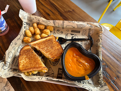 I Heart Mac & Cheese - Altamonte Springs, FL - Thumbnail