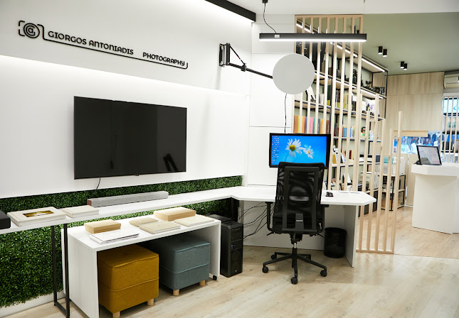 Comentarii opinii despre Giorgos Antoniadis Photography