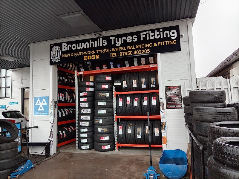 Brownhills Tyres Fitting LTD photo 2