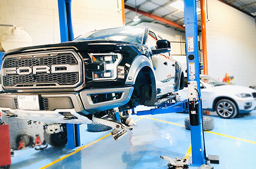 الورشة الممييزة لتصليح السيارات - صورة 2