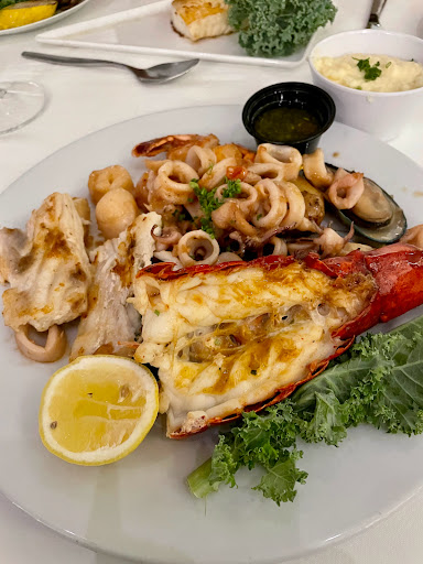 MesaMar Seafood Table Gallery - United States