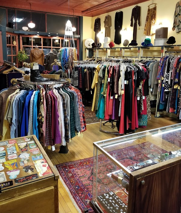 Halcyon Vintage Clothing photo 1