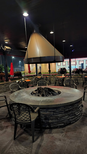 Kouri's Pub - Visual