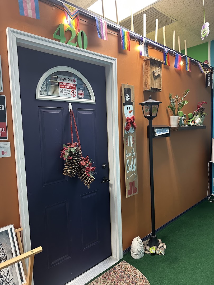 Lucky Strains Cannabis Dispensary photo 1