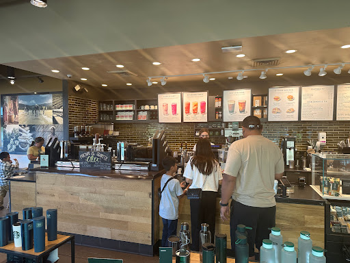 The North Face Woodburn Premium Outlets Gallery - United States
