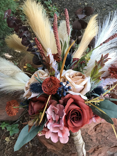 Charlotte' s Flowers Gallery - United States