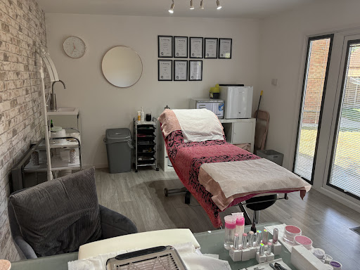 Donna Louise Aesthetics and Beauty