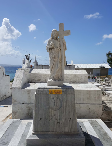 Histórico Cementerio Urbano Gallery - United States