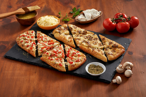 Topper's Pizza - Newmarket - Thumbnail