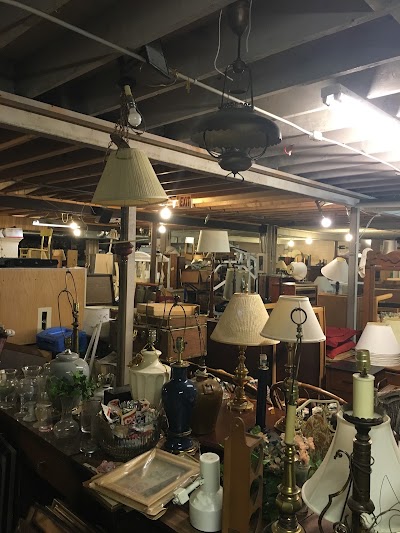 Photos of Fred's Unique Furniture & Antiques