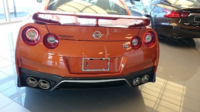 Photos of Eisenhauer Nissan