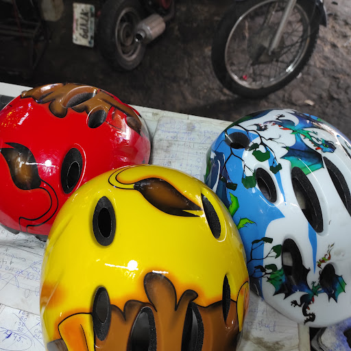 TALLER DE BICICLETAS Y MOTOS "TOM"