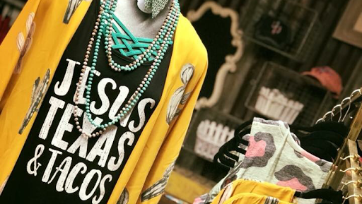 Sissy LaLa's - Visual