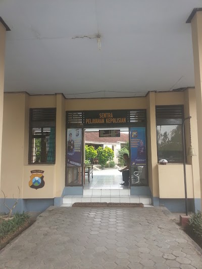 Photos of Polsek Sumoroto