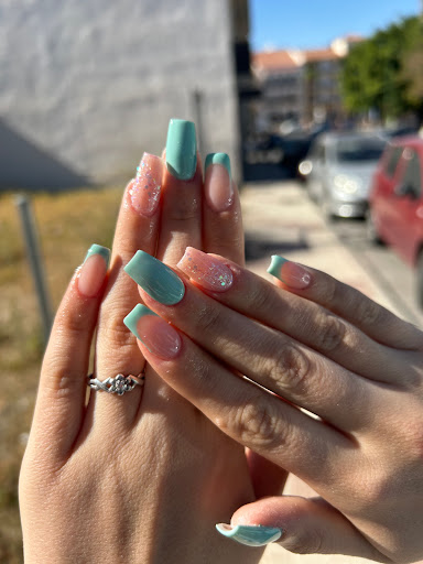 Lucia Nails - Thumbnail