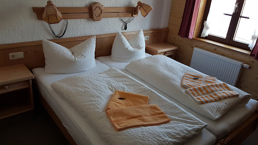 Gasthof Pension Rotes Haus - Thumbnail