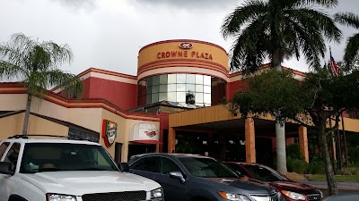 Photos of Crowne Plaza Fort Myers At Bell Tower Shops