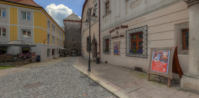 Komentáre a hodnotenia SLOVAK FOLK ART souvenir shop