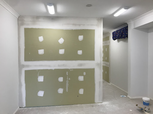 Plastering and painting service
