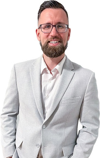Aaron Weaver, DO - Visual