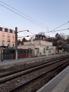 Sèvres Ville-d'Avray 92310 Sèvres, France