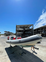 Photo n°4 de GNS Nautique 🚤 à Semussac (Service de réparation de bateaux)