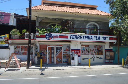 FERRETERIA LA 19 Logo
