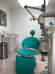 Photo n°7 de DOCTEUR DELARGE DIONIS NATHALIE à Rueil-Malmaison (Dentiste)