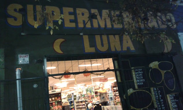 Supermercado Luna, Author: Manuel Martinez