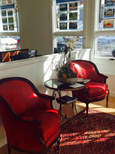 William Raveis Real Estate - Milton - Thumbnail