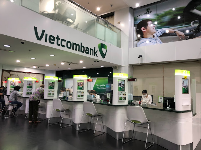 Ngân hàng Vietcombank, 569 Trần Hưng Đạo, Cầu Kho, Quận 1