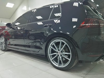 Photos of Motori W Keifi - Luxury Car SPA & Car Detailing