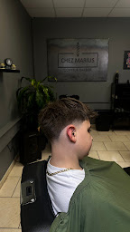 Photo n°4 de CHEZ MARIUS COIFFEUR BARBIER à Bollène (Salon de coiffure)