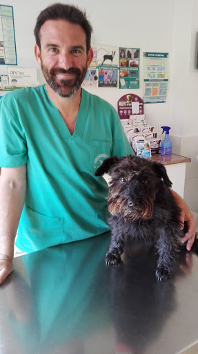 Clínica Veterinaria "El CENACHERO"