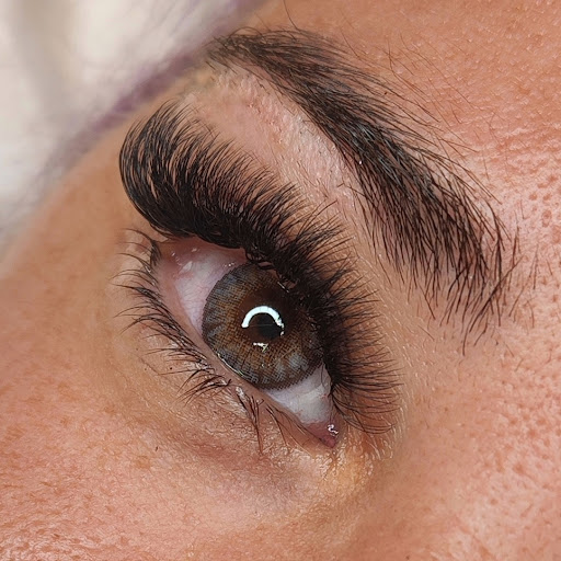 Lashes & More Tarragona | Extensiones de pestañas - Thumbnail