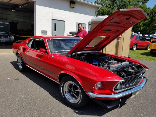 Mustang Barn and American Classics - Thumbnail