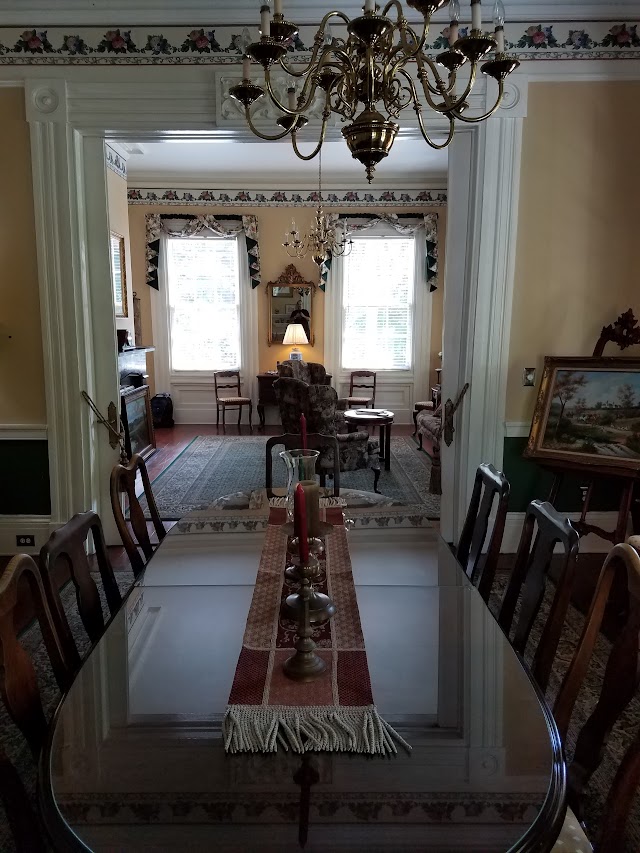 Ashley Inn Bed & Breakfast