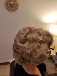 Photo n°5 de Salon St bieuzy Solenn et Lyliane à Ploemeur (Salon de coiffure)