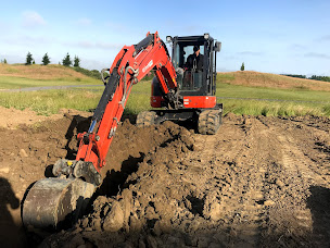 Photo n°2 de Blondeau TP : Terrassement-Pavage-Enrobé-Assainissement à Mons-en-Pévèle (Entreprise de VRD)