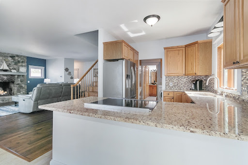 Wisconsin Lake House Rentals - Lake Ripley, WI - Thumbnail