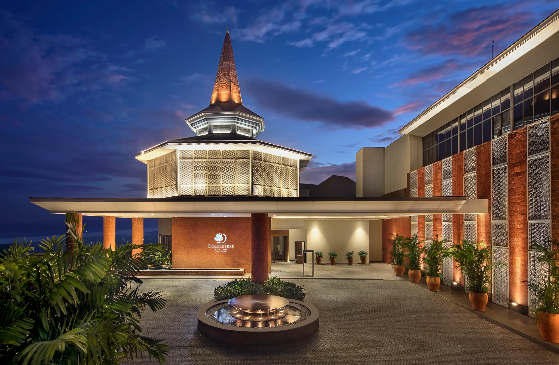 DoubleTree by Hilton Goa - Panaji