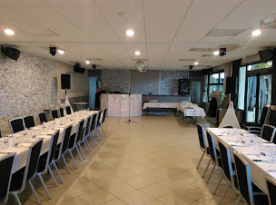 Photo n°4 de Mc Music Mix Dj pour Mariages, Entreprises et Soirées Privées à Saint-Laurent-de-Mure (Animateur de soirées et d'événements)