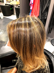 Photo n°40 de BIO'tyfull Coiffure à Six-Fours-les-Plages (Salon de coiffure)